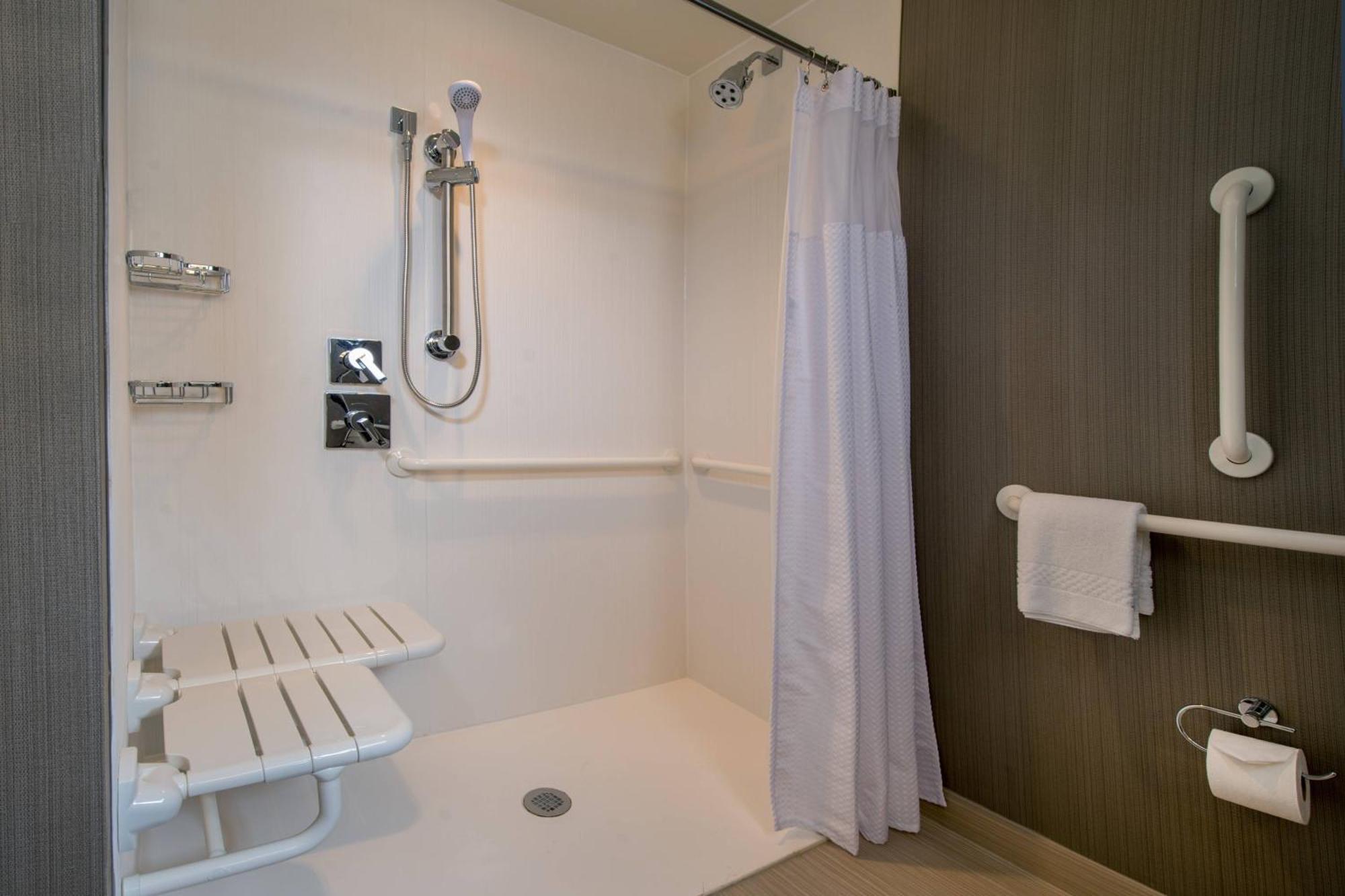 Courtyard By Marriott Shippensburg